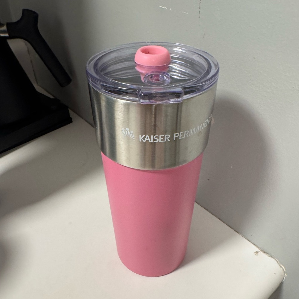 NWOT Pink Stainless Steel Kaiser Permanente Tumbler with Lid